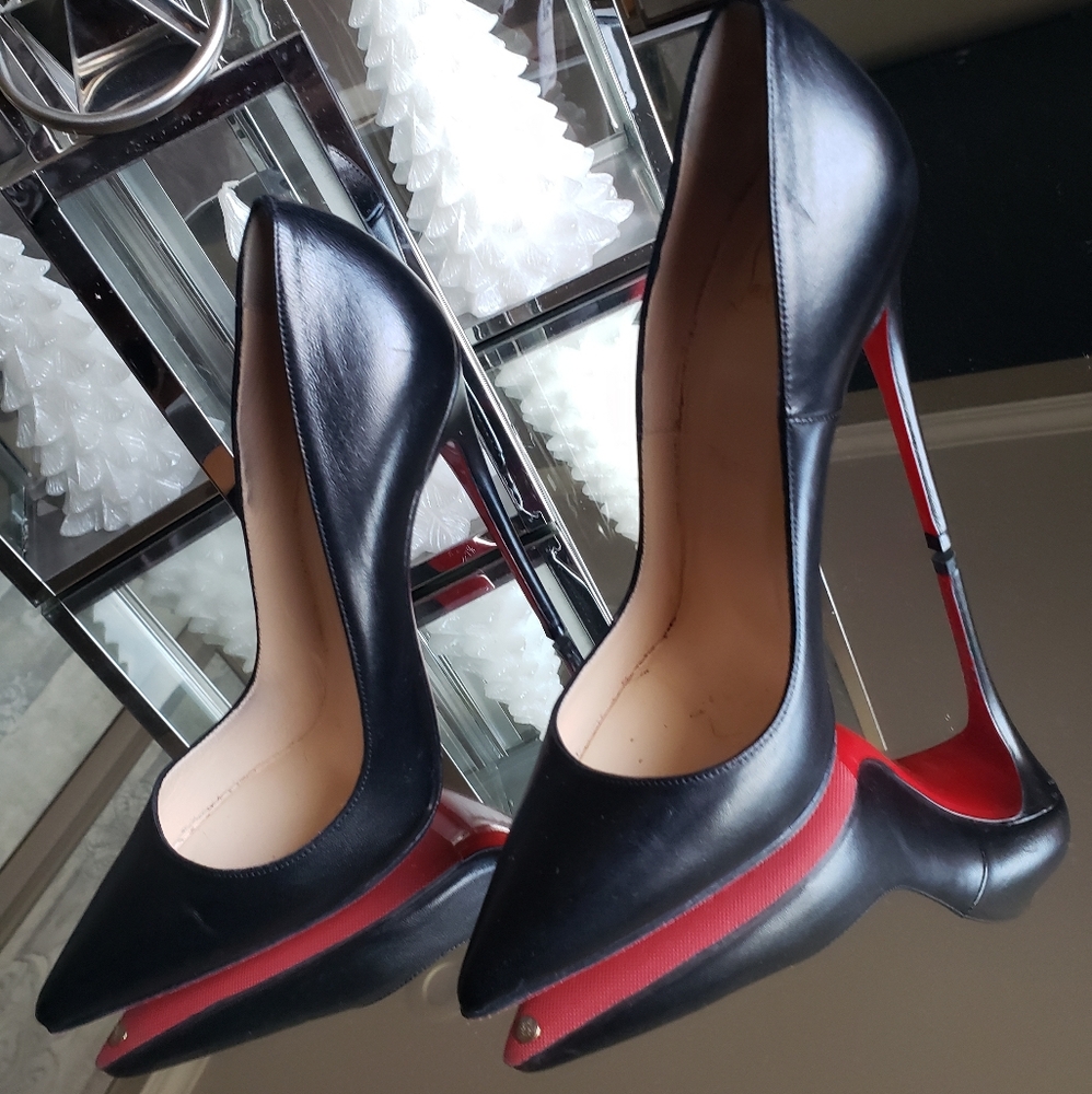Christian Louboutin So Kate size 7 1/2